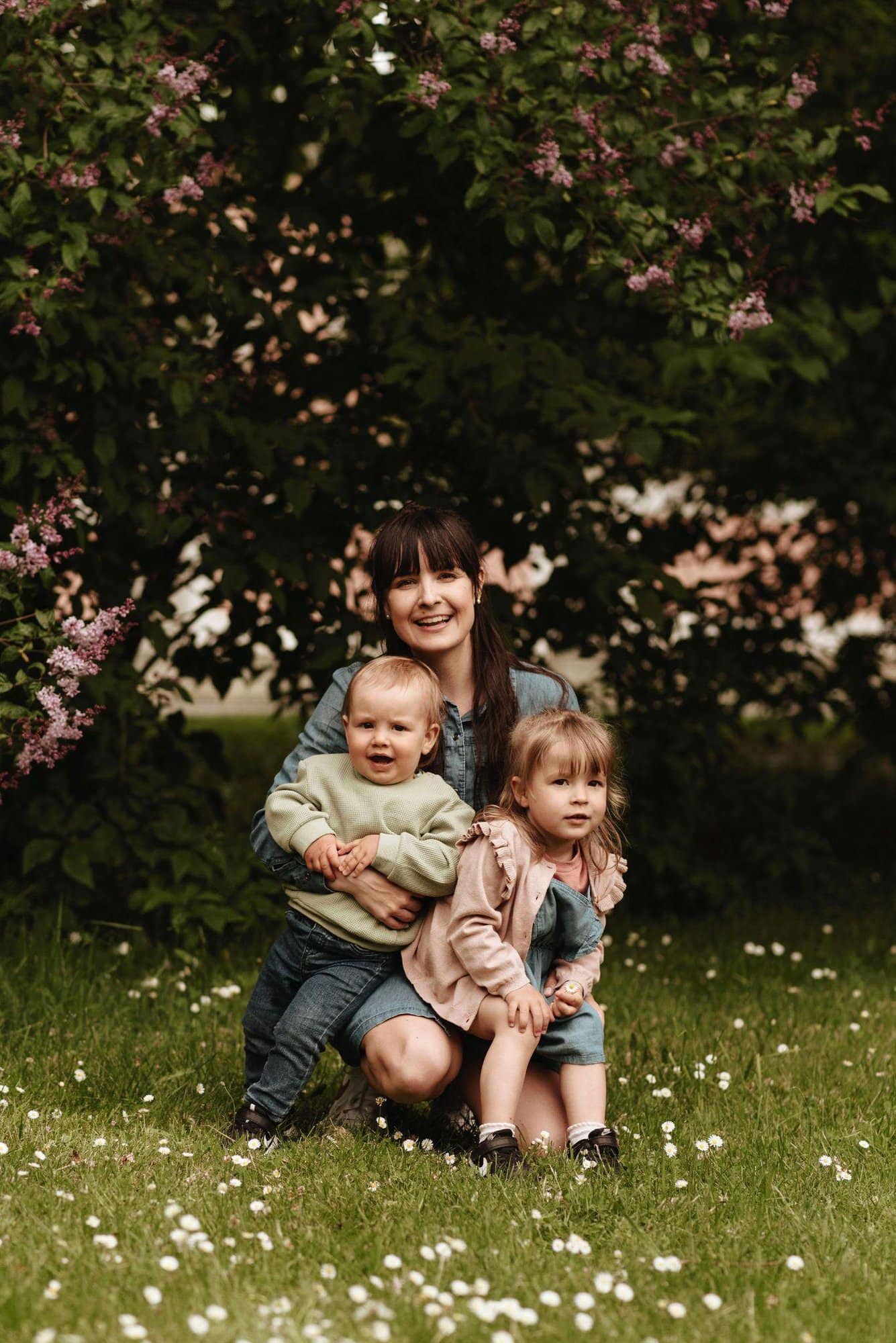 Grete Somermaa and her 2 children